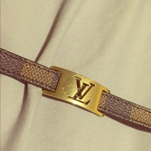 Luis Vuitton LV bracelet